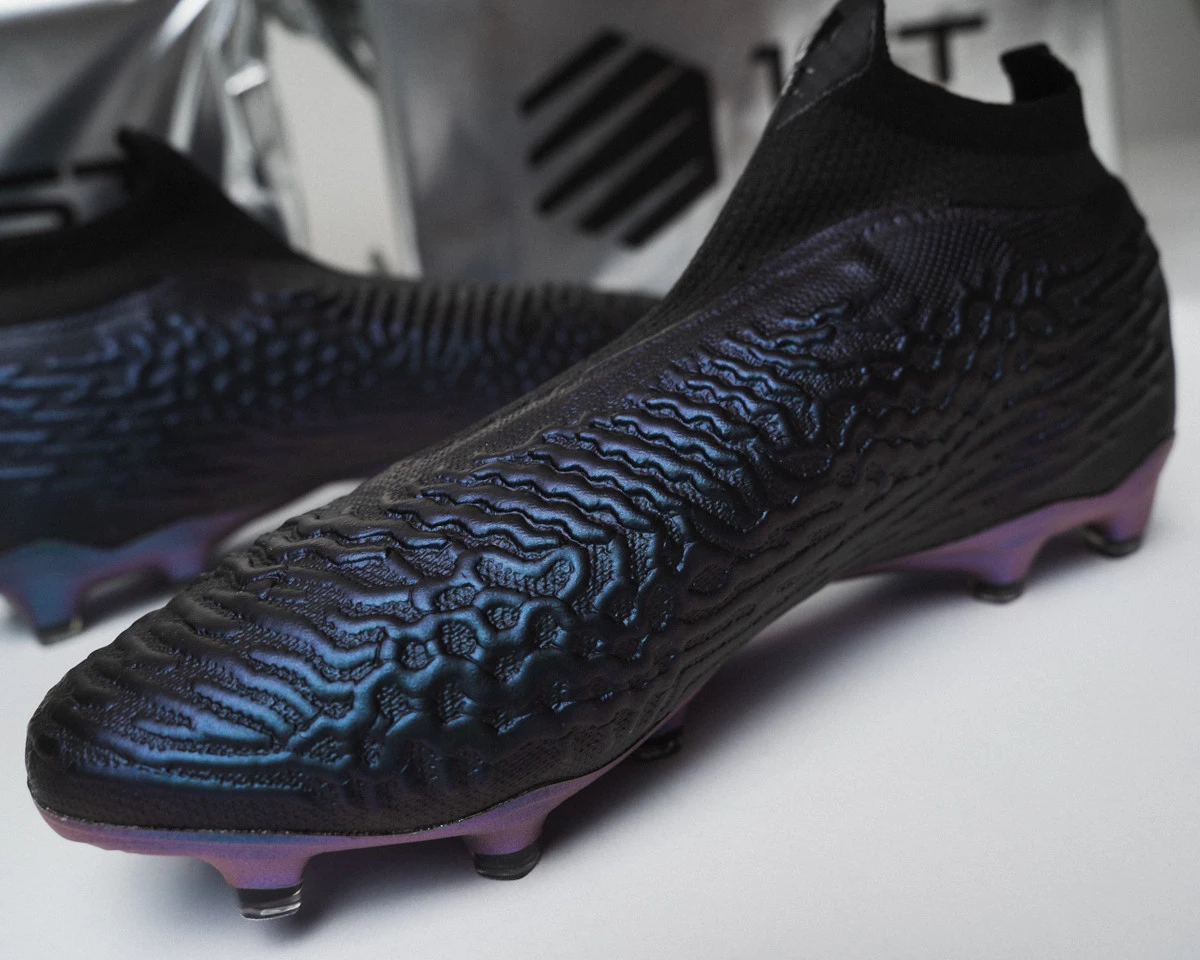 post card Loja online Fútbol Emotion Portugal - Blogs de futebol - New Balance Football Tekela V3+ First Edition - 1.webp